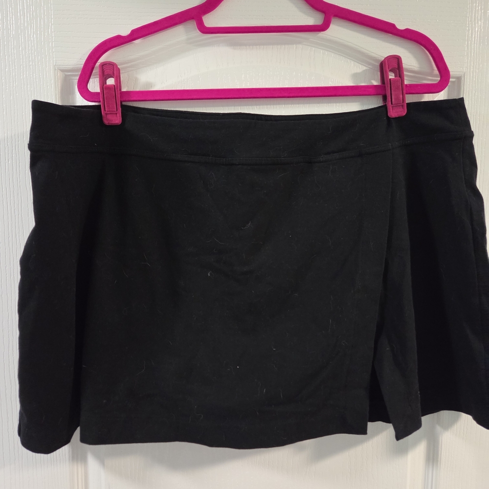 [✨️BOGO✨️] Forever 21+ Black Knit Mini Skirt with Shorts Built-In- Size 4x